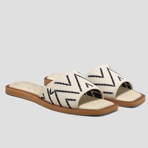 Vivaia Cream and Blue Manuella Slide Sandals